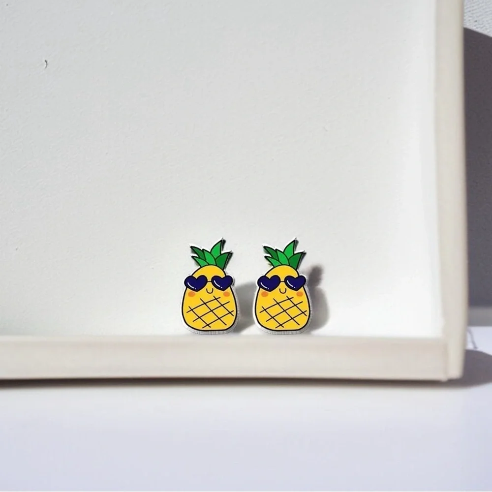 Pineapple Paradise: Handmade Food Stud Earrings - 🍍Sweet Summertime Studs
